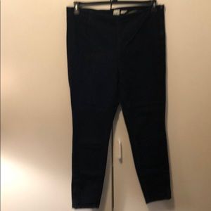 Dark wash jeggings